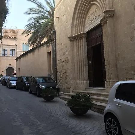 Apartment Sanmartinoortigia