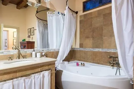 Sanmartinoortigia سيراكوزا